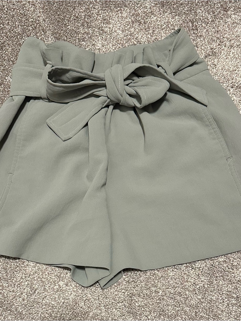 Wilfred High-Waist Paperbag Tie-Belt Shorts in Sage size 0